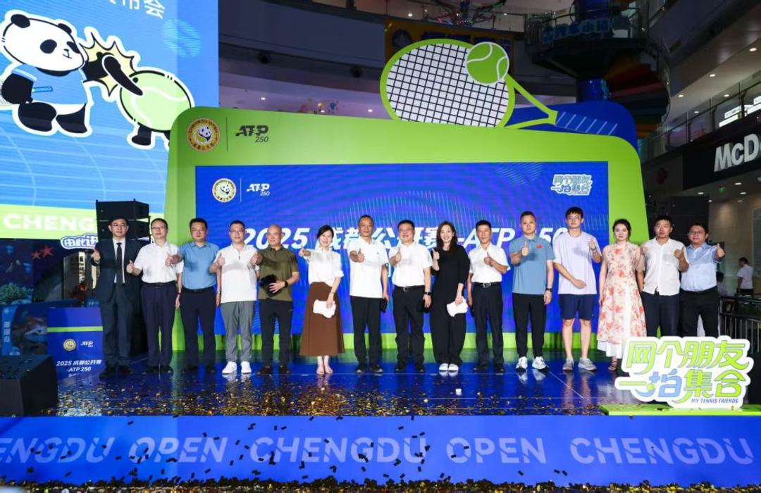 表现备受关 表现备受关